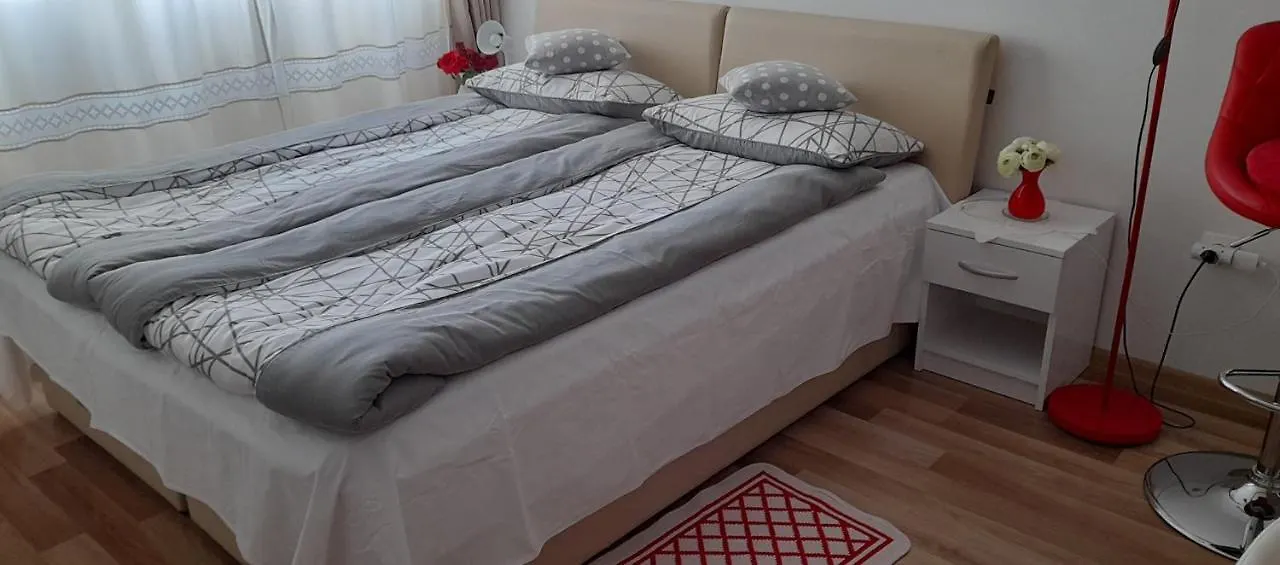 Klara Studio Apartman Split Apartment