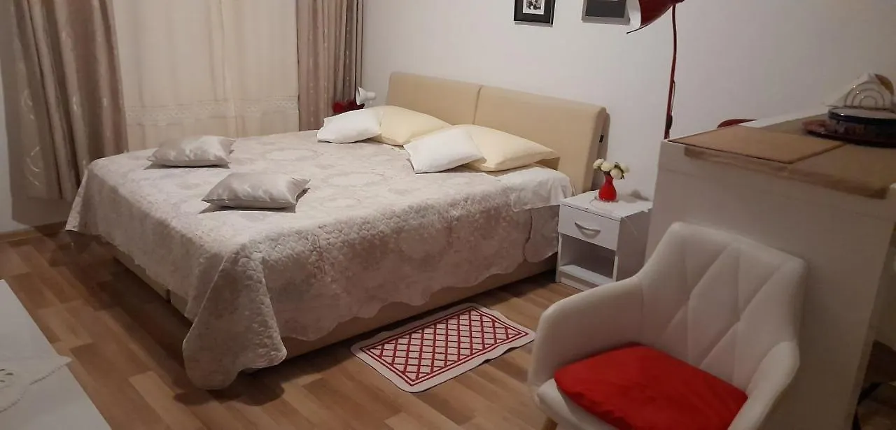 ספליט Klara Studio Apartman