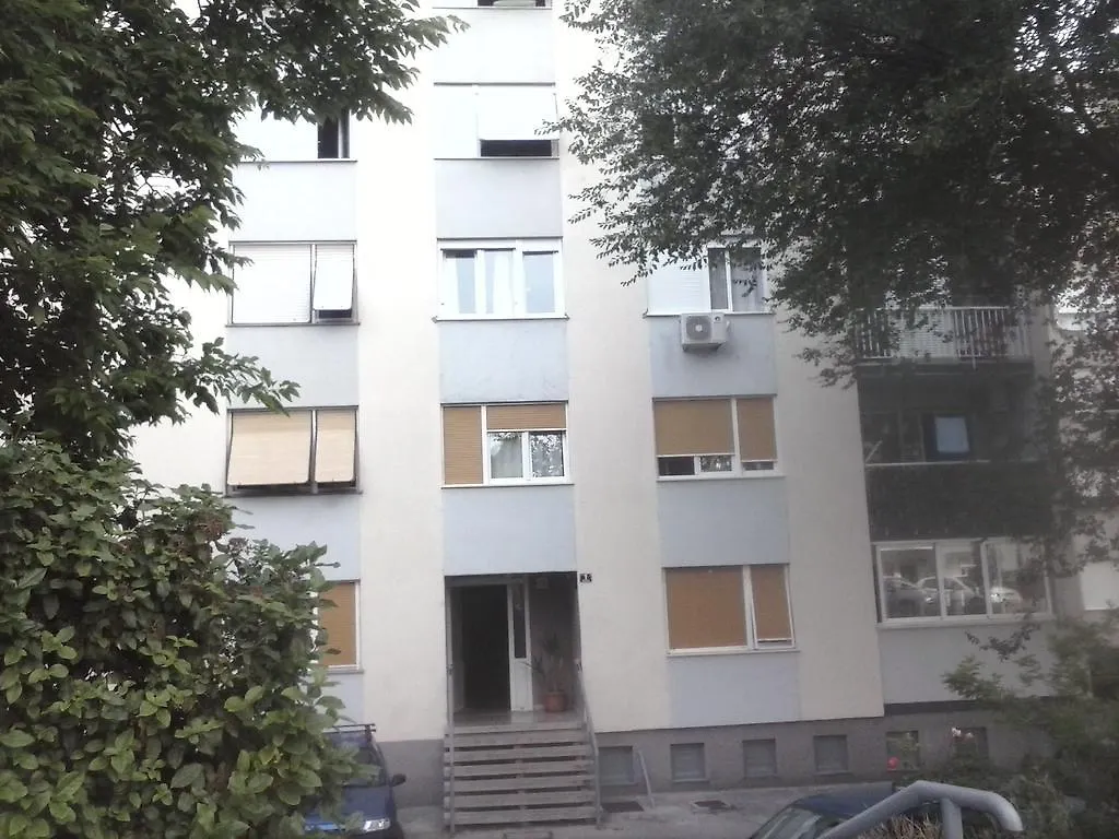 Klara Studio Apartman Split Apartment